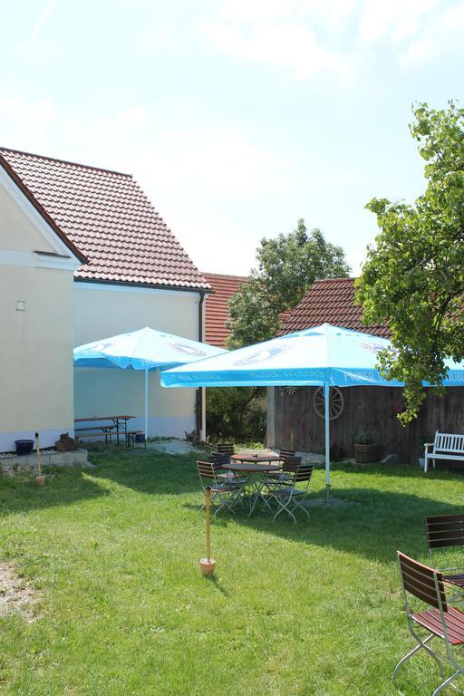 Landgasthof Weberhans Harbourg Extérieur photo